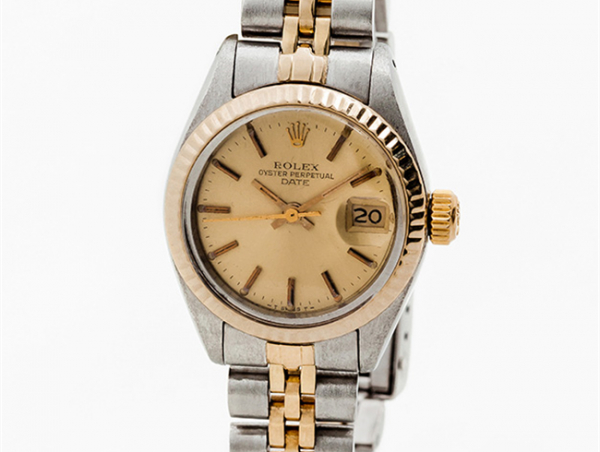 Reloj suizo, sra. ROLEX, mod. &#039;Oyster Perpetual Date&#039;, Ref: 6917 / nº 7003204. En caja, 25 mm, y brazalete de acero y oro.