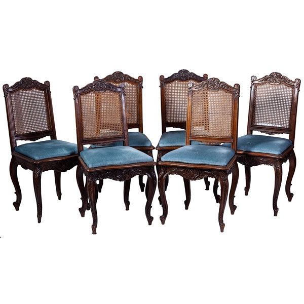 Seis sillas de nogal  estilo Regencia