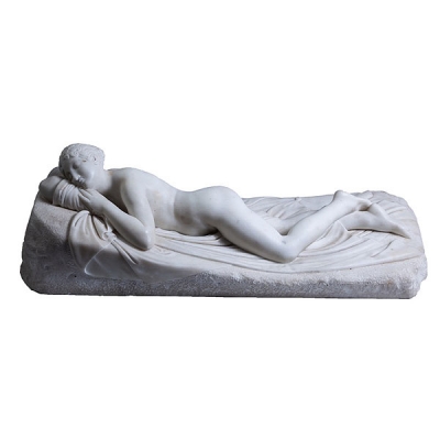 Venus dormida italiana de mármol blanco