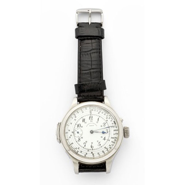 Reloj de bolsillo transformado en reloj de pulsera de la marca Vacheron Constantin Geneve con caja en acero, esfera blanca, números árabes y correa en piel marrón.