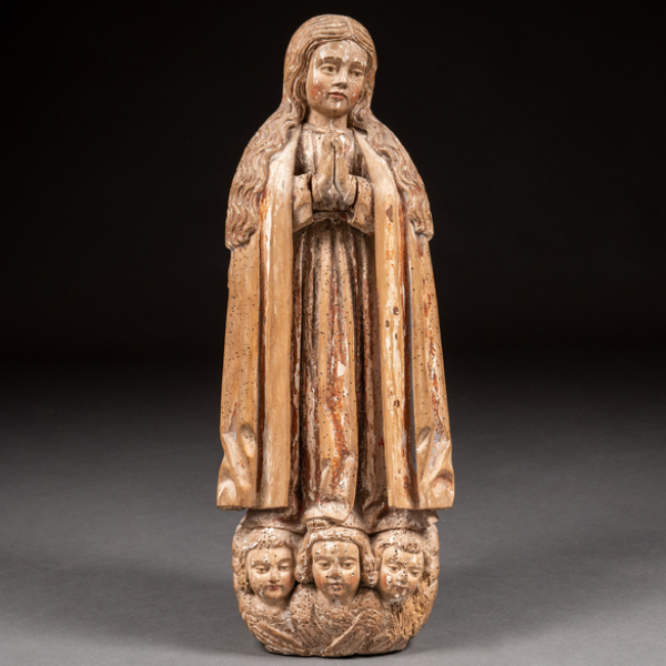 "Virgen" Escultura en madera tallada y policromada. Trabajo español del siglo XVII