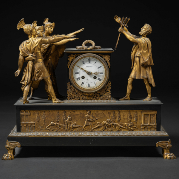 &quot;El juramento de los tres horacios&quot; Reloj de sobremesa francés época Imperio en bronce dorado y pavonado. Trabajo francés, h. 1815.