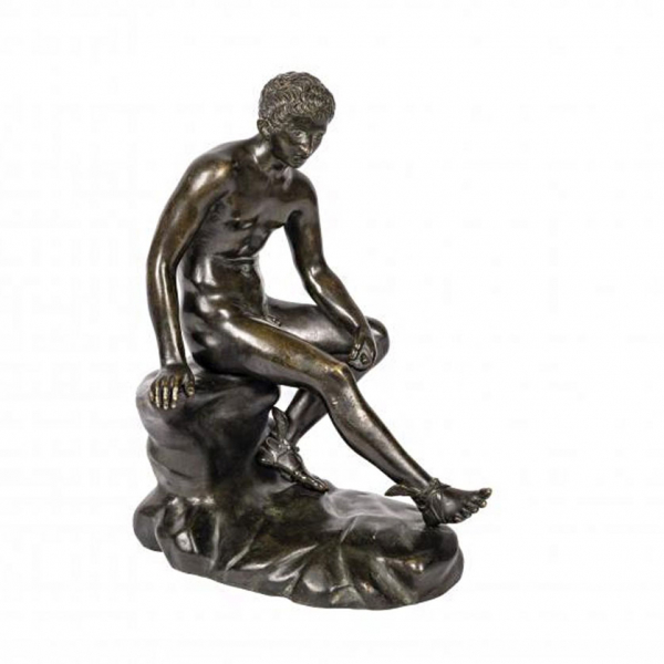 "Hermes sentado". Escultura Grand Tour realizada en bronce. Firmada en un lateral.