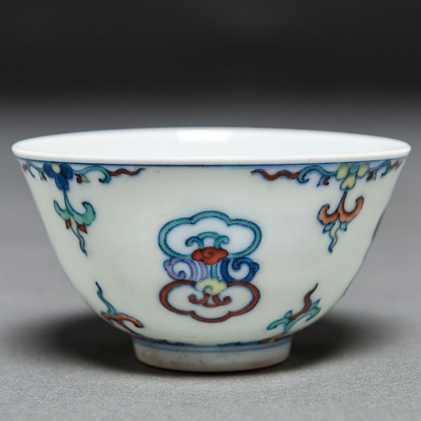 Taza en porcelana china Doucai