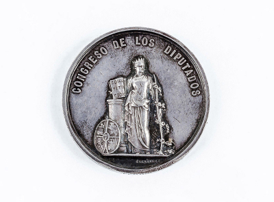 Medalla de plata del Congreso de los Diputados. Cortes de 1868. A nombre de Manuel Aguirre de Tejada (Ferrol).40 mm. EBC.