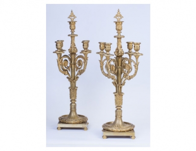 Paeja de candelabros de cinco luces, bronce Ormolou, Francia, S. XIX