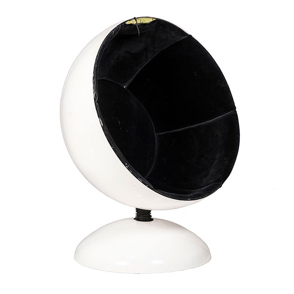 "Ball Chair" de fibra de vidrio