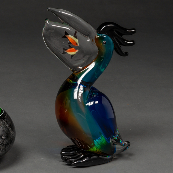 "Pelicano" Figura en cristal de Murano en varios colores. h. 1970-80