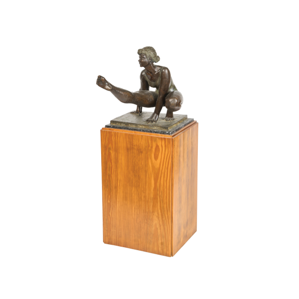 Salvador Mañosa (Cerdanyola del Vallés, Barcelona, 1945-2022) Gimnasta. Escultura en bronce patinado 