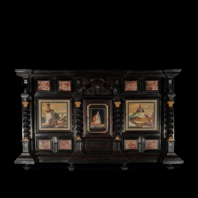 Mueble Cabinet Contador Florentino en ébano y piedras duras, trabajo italiano del siglo XVII. 