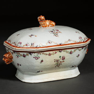 Sopera en porcelana china de Compañía de Indias época Quianlong (1736-1799)