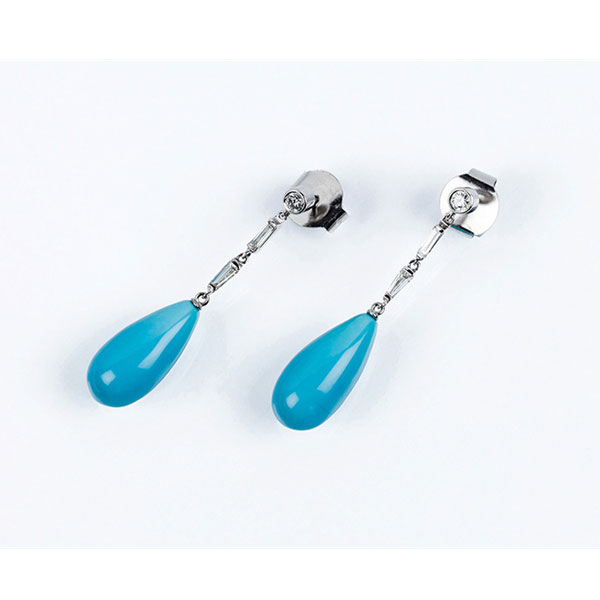 Pendientes largos con turquesinas en oro blanco