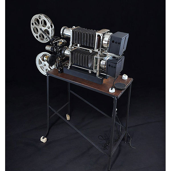 Proyector de kinetoscopio de Thomas Edison, EE. UU., 1904.