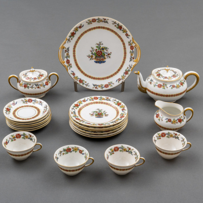 Juego de café y té en porcelana francesa de Limoges WG &amp; Cª