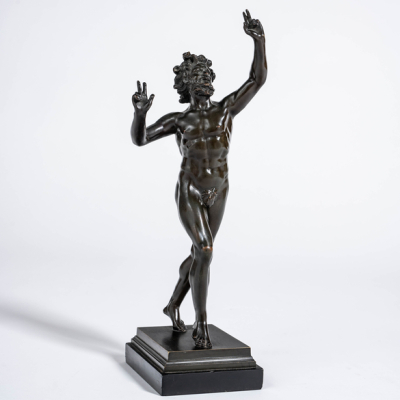 "Fauno danzante" Escultura Grand Tour en bronce con patina negra del siglo XIX