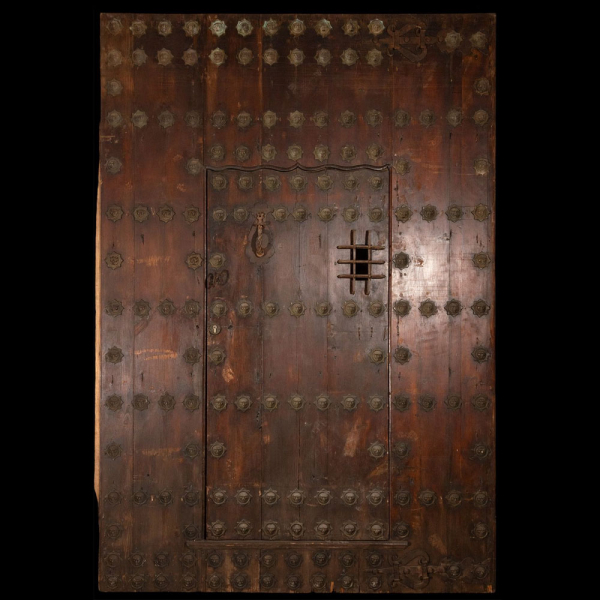 Portón de clavos, escuela española del siglo XVII. 