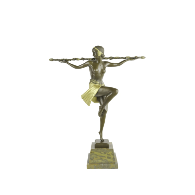 Despu&eacute;s de Pierre Le Faguays (Rez&eacute;, Francia, 1892-Par&iacute;s, Francia, 1962)  Thyrsus Dancer.  Escultura en bronce patinado y dorado. Firmada.