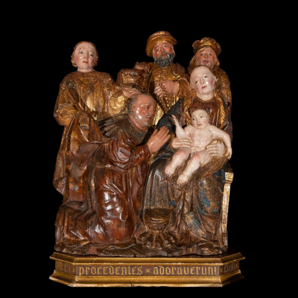 Importante Adoración Gótica de Brabante del siglo XV, con peana del siglo XIX. 