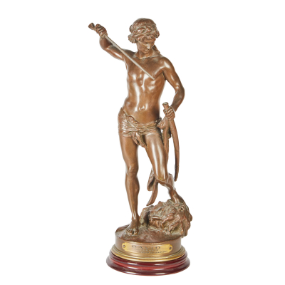 Escuela francesa, s.XX. David. Escultura en bronce patinado.