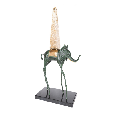 Salvador Dal&iacute; (Figueres, Girona, 1904-1989)  Elefante espacial.  Escultura en bronce patinado y metacrilato con peana en m&aacute;rmol. Firmado 