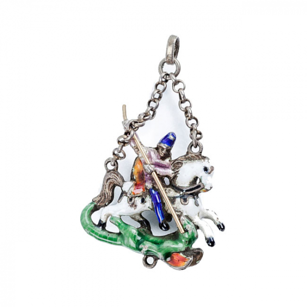Brinco, ó pinjante de cadenas, realizado en plata, s XIX, en decoración esmaltada, con motivo de San Jorge y el dragón.