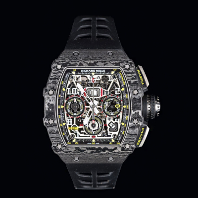 Reloj Richard Mille RM11-03. Reloj de pulsera para caballero  en carbono con pulsadores de titanio.
