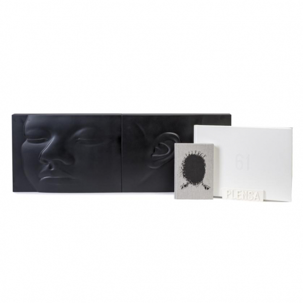 &quot;JAUME PLENSA 61&quot;.- B.: Artika, 2018. Estuche escultura