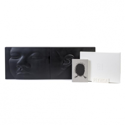 &quot;JAUME PLENSA 61&quot;.- B.: Artika, 2018. Estuche escultura