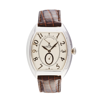 VAN DER BAUWEDE. Reloj de pulsera para caballero. En acero y correa de piel. Esfera argenté con numeración arábiga.