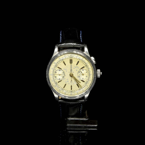 Extraordinario prototipo de cron&oacute;grafo de pulsera Omega, Calibre 33.3 CHRO T1-T2.  