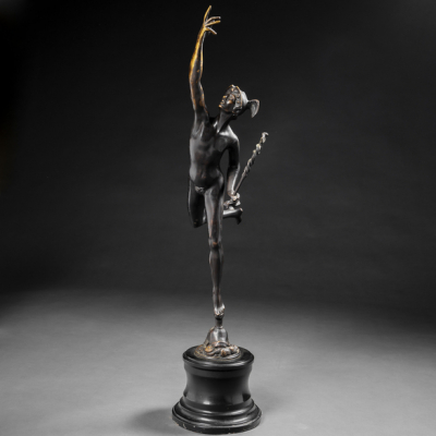 &quot;Mercurio&quot; Escultura de bulto redondo realizada en bronce pavonado. Siglo XX