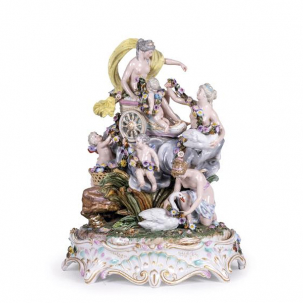 "Leda y el cisne" en porcelana alemana de Meissen S. XIX. 