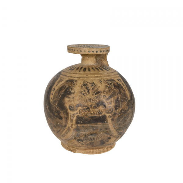 Ariballo corintio en cerámica con decoraciones policromadas de esfinges aladas, Grecia, siglo VI a.C.