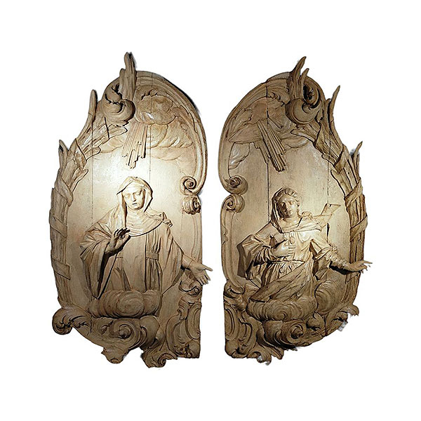 Pareja de Paneles Esculpidos Monumentales del Siglo XVIII atribuídos a Luis Bonifás y Massó (Valls, 1730 - Valls, 1786).