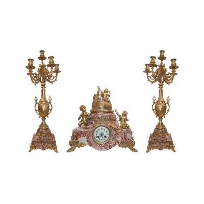 Reloj de sobremesa francés con guarnición de candelabros de seis luces en bronce dorado y mármol, fles. del s.XIX.