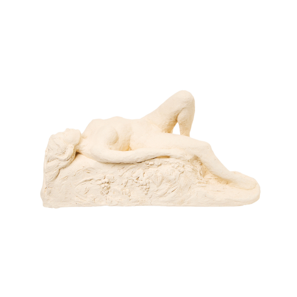 Rosa Agenjo Bosch (Barcelona, 1955) Desnudo mediterráneo. Escultura en terracota refractaria.