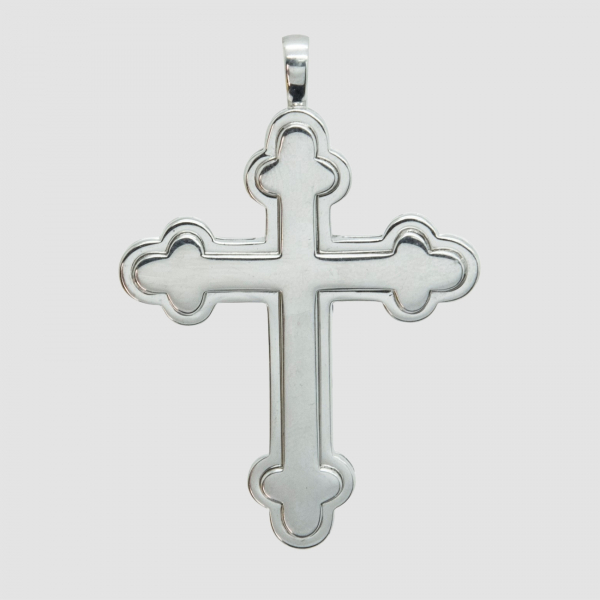Colgante cruz en oro blanco, Corresponde a la colecci&oacute;n &laquo;Icona Di Modolo&raquo;, Milano.