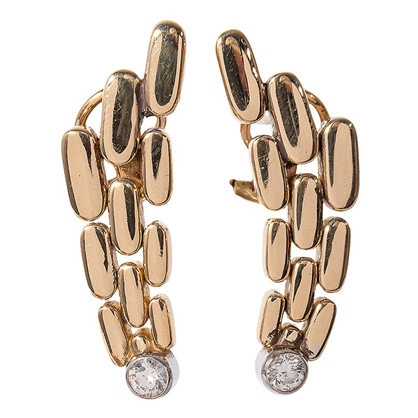 Pendientes estilo Cartier en oro con chatón de diamante talla brillante, 0,36 ct aprox.
