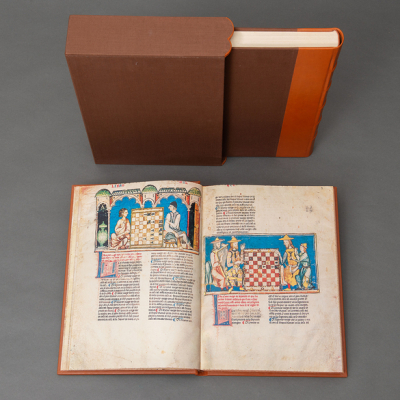 Facsímil Libro de Ajedrez, dadosy tablas de Alfonso X el sabio. Ediciones Poniente, Madrid. Ejemplar 635/2000