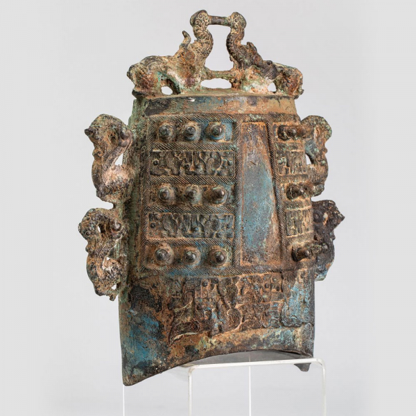 Excepcional Campana Ceremonial Imperial China Shang cilíndrica "Bo" China. Zhou Occidental - Ex. Col. privada francesa.