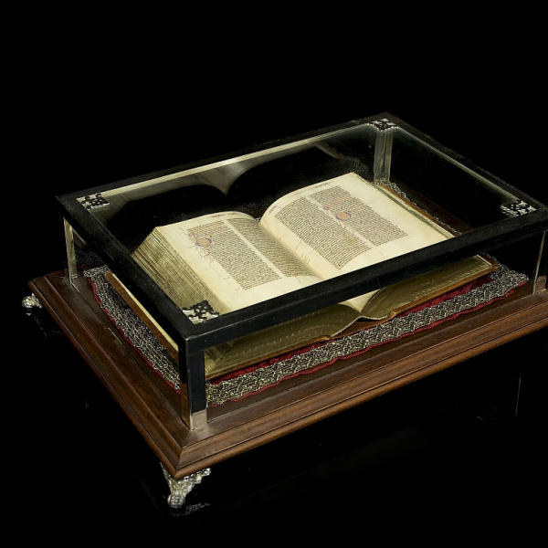 Conjunto de libros facsímil "Biblia de San Vicente Ferrer", 1992-1993.