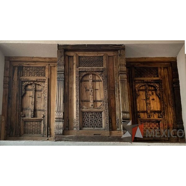 “RAJASTAN” - Anónimo – Pieza de Madera hermosamente tallada