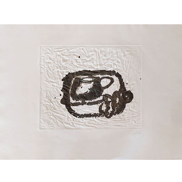 Antoni T&agrave;pies: "Aparicions 7" (1982). Aguatinta en tinta negra con relieve sobre papel Guarro. Firmada 