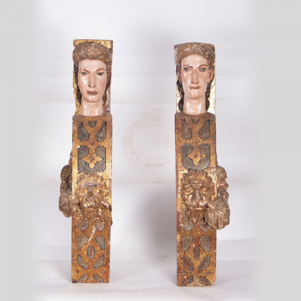Pareja de m&eacute;nsulas en forma de cari&aacute;tides, escuela espa&ntilde;ola del siglo XVI.
