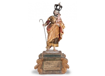 San José con el Niño. Escultura en madera tallada, policromada y dorada. Guatemala, S. XVIII.