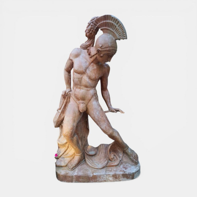 En el estilo de Innocenzo Fraccaroli (Verona, 1805 - Milan, 1882), "Aquiles" per&iacute;odo fascista siglo XX. Travertino rojo tallado. 