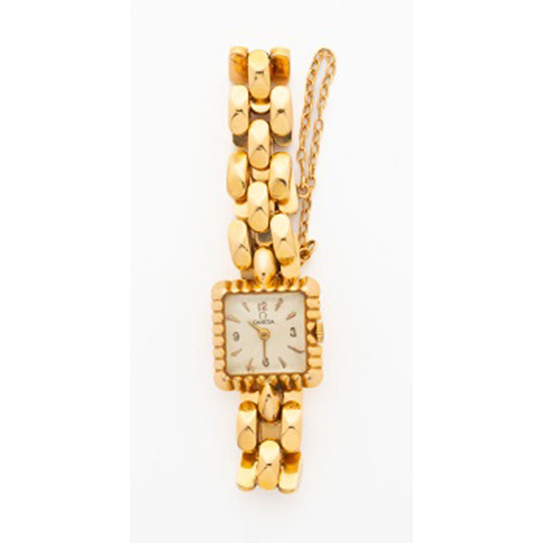 Reloj de señora marca Omega con caja y pulsera en oro amarillo. Sello en el interior Omega Watchs Co.