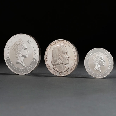 Conjunto de tres monedas en plata fina de 999 milésimas. C. 1992