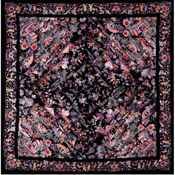 Mantón de Manila seda negra con motivos florales y personajes S. XIX. 