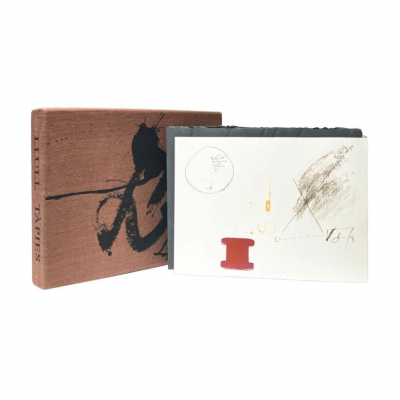 Antoni T&agrave;pies. "Llull - T&agrave;pies (1985)". Libro con selecci&oacute;n de textos de Ram&oacute;n Llull a cargo de Pere Gimferrar.